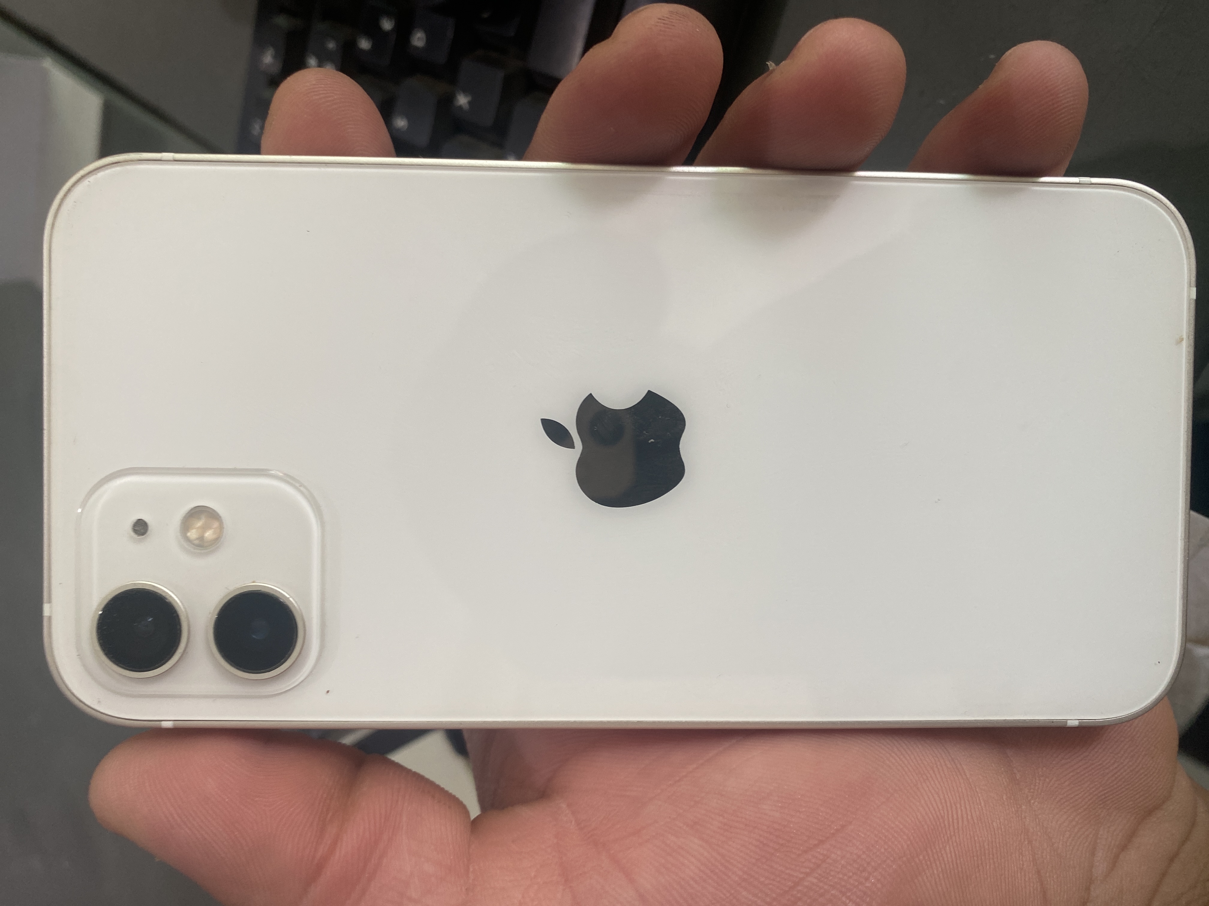 Concorra a um iPhone 12
